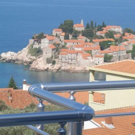 Apartments Marija Sveti Stefan Pokoj fotografie